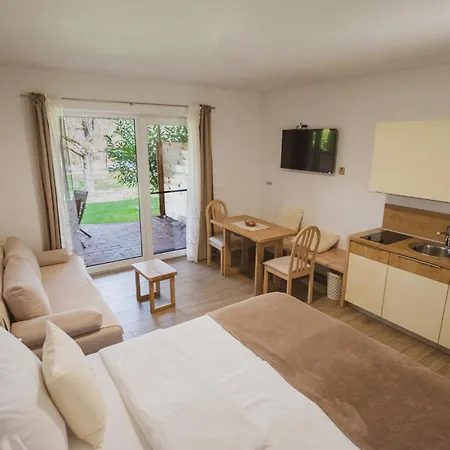 Pr'fik Apartment