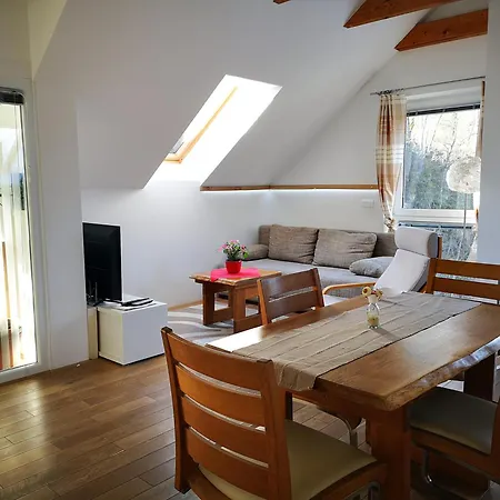 Pr'fik Apartment