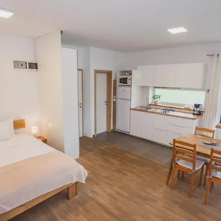 Pr'fik Apartment *