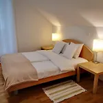 Pr'fik Apartment