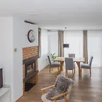 Apartment Pr'fik Kranj